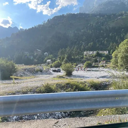 Luksusowy namiot Guest Hause 2 Valbone