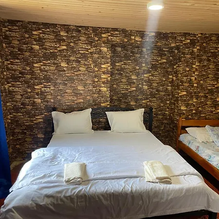 Guest Hause 2 Valbonne